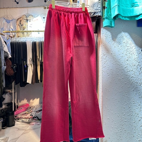 Hellstar studios red flared pants - Picture 2 of 2